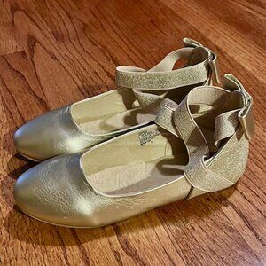 KC REACTION: YOUTH GIRLS 'TAP GLITZ' LIGHT GOLD OCCASION BALLET FLATS-SIZE 4